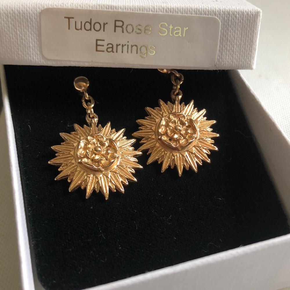 Tudor Rose Star Earrings